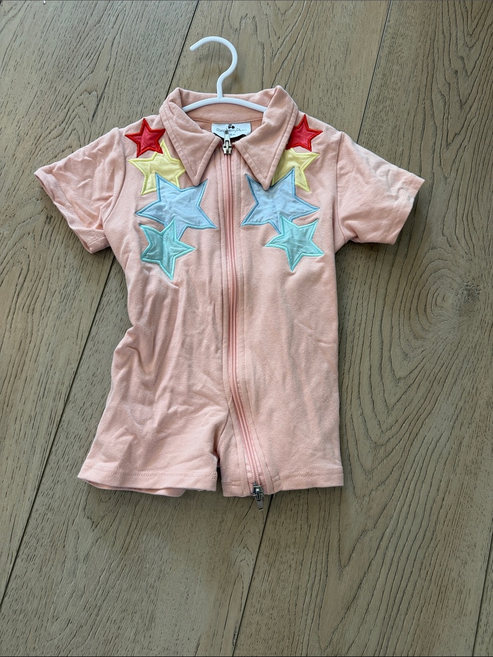 Kids Peach Star Appliqué One-Piece Bodysuit